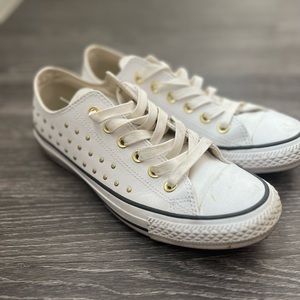 Converse Low Tops